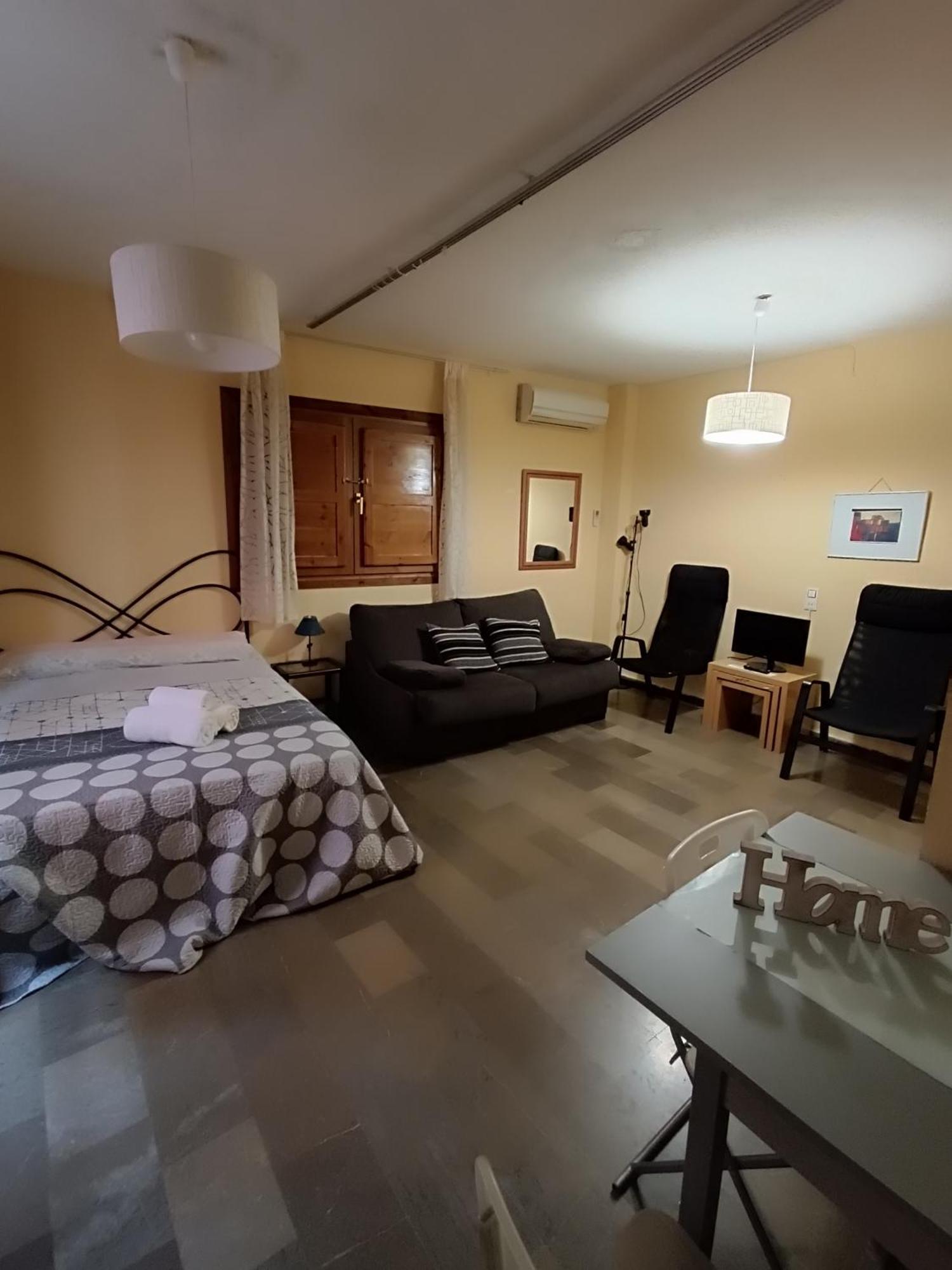 Centrico Estudio En Appartamento Granada